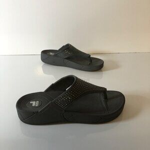 Sport Flip Flops Gray Rhinestones Womens Size 8 Sandals Beach Summer Travel